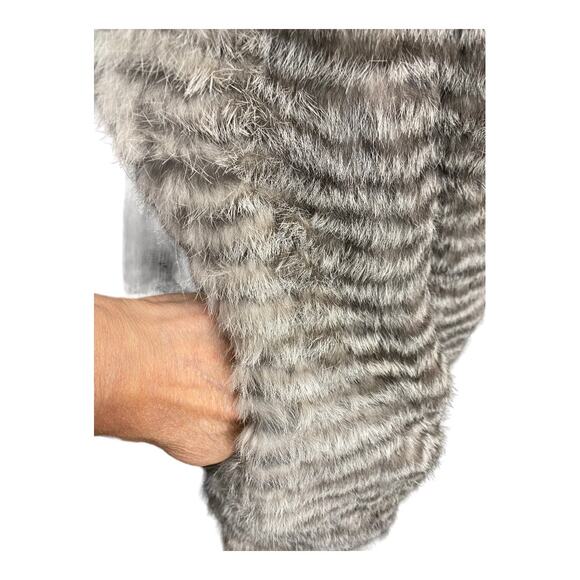 J. McLaughlin 100% Wool Sweater Vest MEDIUM Gray Knit Rabbit Fur Open Winter - Picture 3 of 6